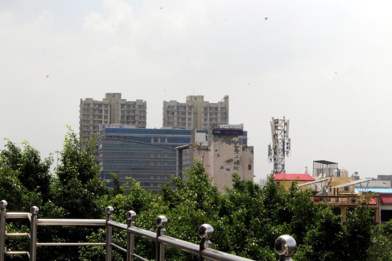 Hotel Trio Residency Near Noida City Center Eksteriør billede